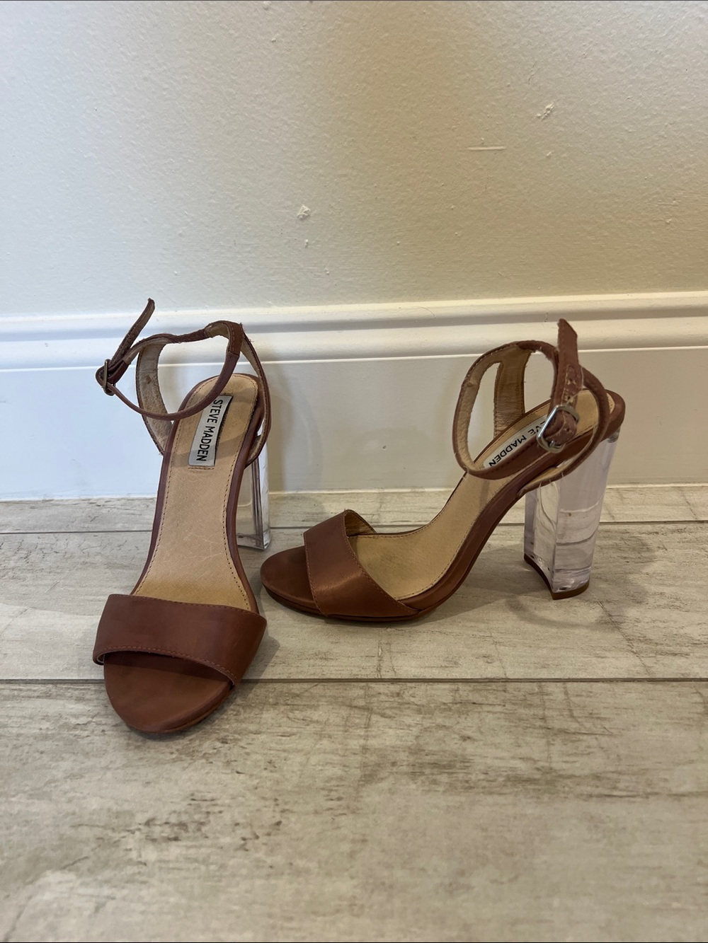 Steve Madden Mauve Ankle-Strap Heeled Sandals with Clear Block Heel size 7M
